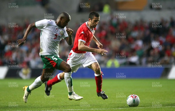 150806Wales v Bulgaria International Friendly, The Liberty Stadium, Swansea -  Wales' Mark Delaney tests Lusio Wagner 