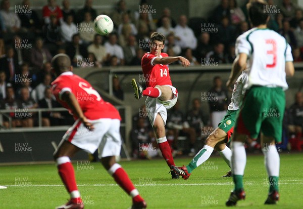150806Wales v Bulgaria International Friendly, The Liberty Stadium, Swansea -  Wales' Richard Duffy fires shot at goal 