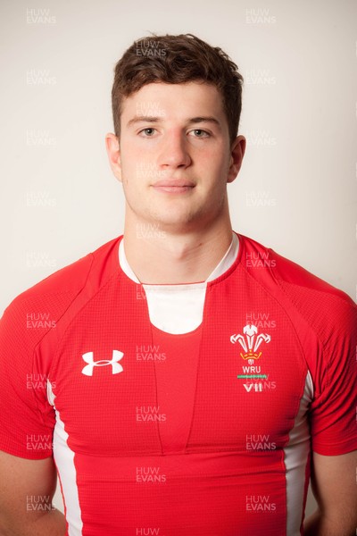 021012 - Wales Sevens Squad Portraits - Owen Jenkins