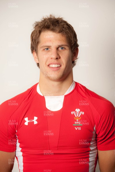 021012 - Wales Sevens Squad Portraits - Tom Williams