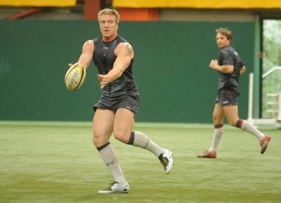 10.07.08 - Wales Sevens Training - Andy Powell in action during training. 