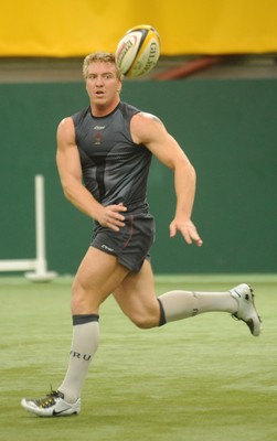 10.07.08 - Wales Sevens Training - Andy Powell in action during training. 