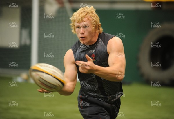 10.07.08 - Wales Sevens Training - Richie Pugh in action during training. 
