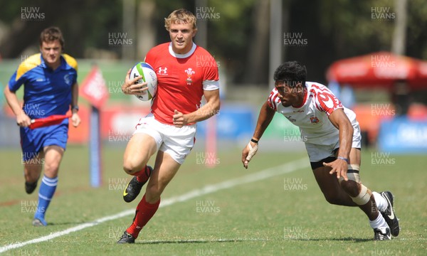 11.10.10 - Wales v Tonga - Commonwealth Games Sevens Delhi 2010 -  Tom Prydie of Wales. 