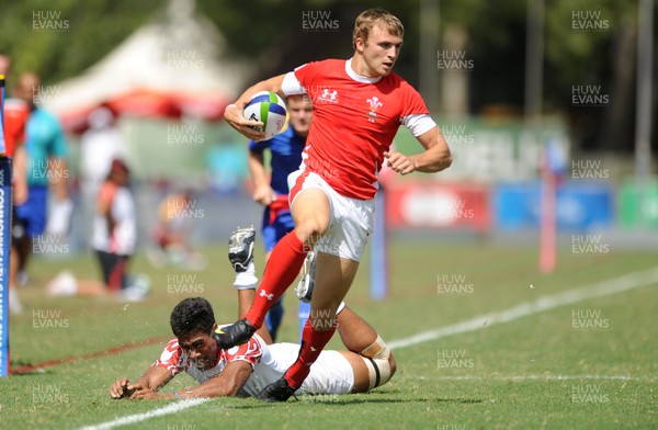 11.10.10 - Wales v Tonga - Commonwealth Games Sevens Delhi 2010 -  Tom Prydie of Wales. 