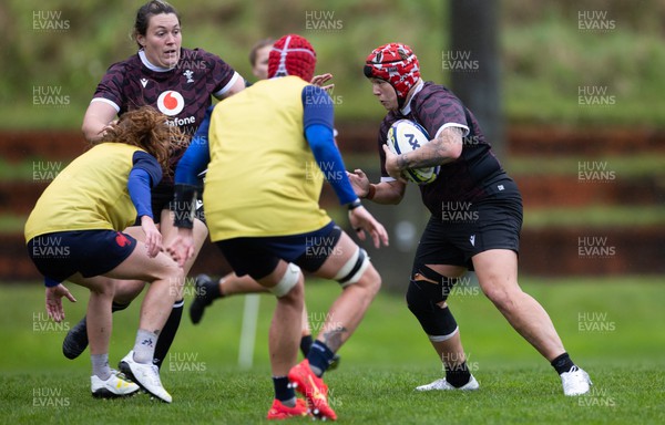 171023 - Wales Women and France Women combined training session - Donna Rose during a combined training session at Rugby League Park in Wellington against France Women ahead of their first matches in WXV1