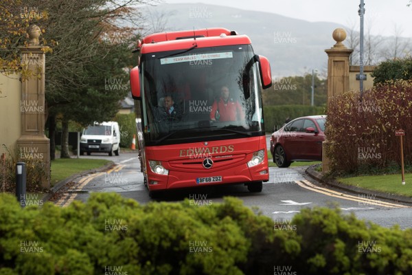 041119 - The team bus carrying the Wales World Cup rugby squad arrive back at the Vale Hotel from Japan