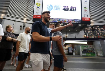 260625 - Wales Rugby arrive in Kitakyushu - Johnny Williams