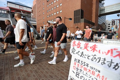 260625 - Wales Rugby arrive in Kitakyushu - Gareth Thomas