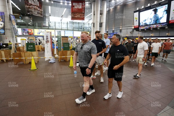 260625 - Wales Rugby arrive in Kitakyushu - Keiron Assiratti and Matt Sherratt