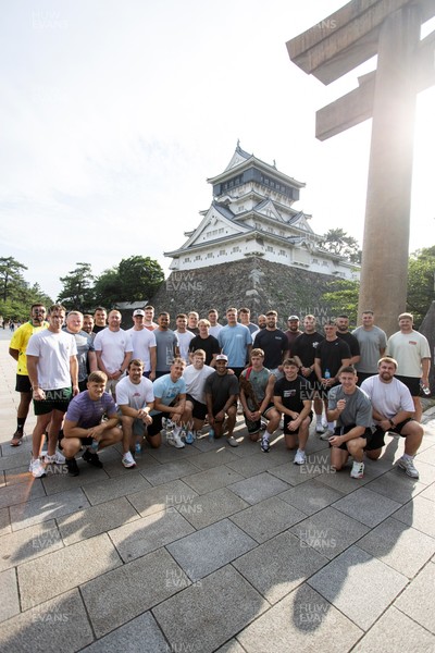 260625 - Wales Rugby arrive in Kitakyushu - Wales team photo