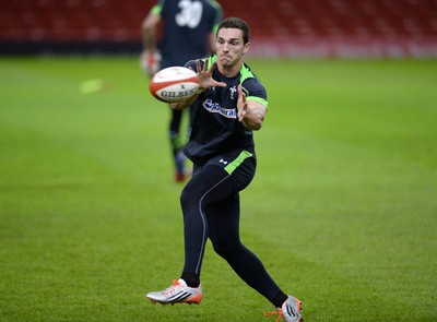 071114 - Wales Captains Run - George North during training