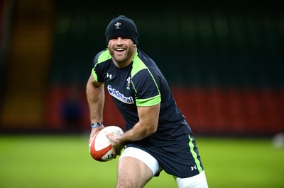 071114 - Wales Rugby Training -Jamie Roberts during training