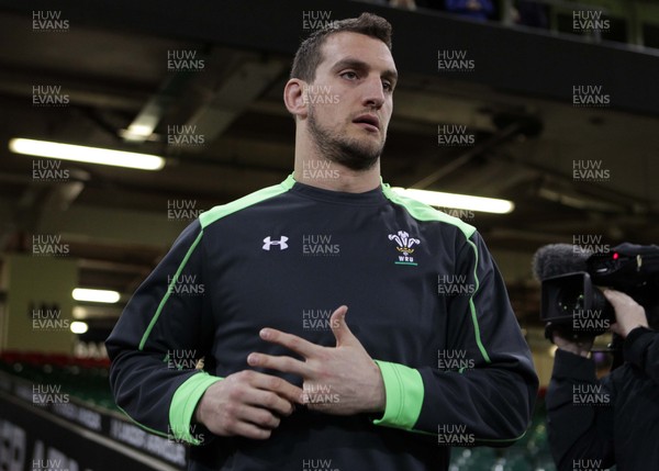 130315 - Wales Captains Run - Sam Warburton during training