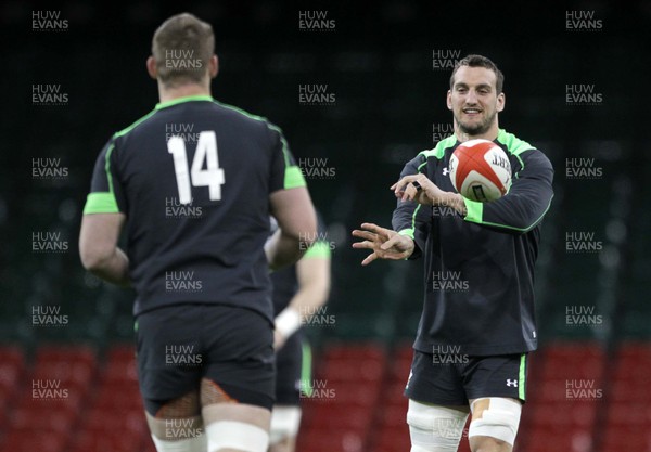 130315 - Wales Captains Run - Sam Warburton during training