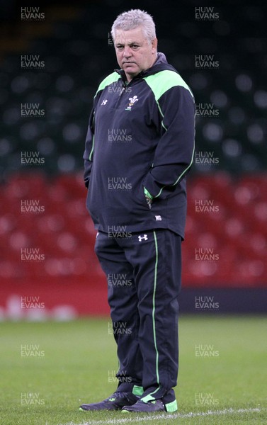 130315 - Wales Captains Run - Warren Gatland during training