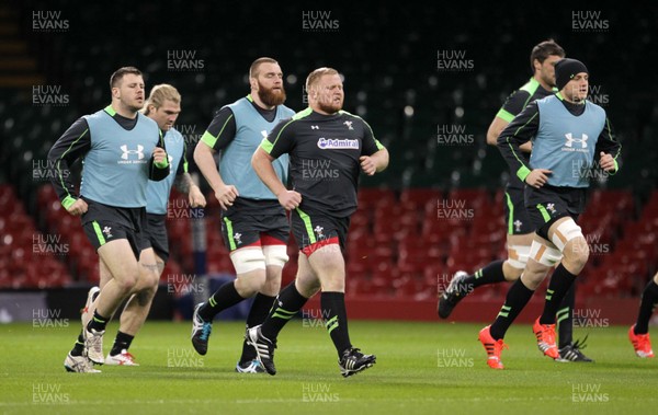 130315 - Wales Captains Run - Samson Lee during training