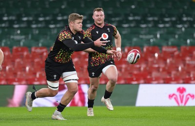 200226 - Wales Captain’s run - Alex Mann of Wales and Dewi Lake of Wales during Captain’s run ahead of their Six Nations match against Scotland