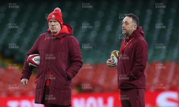 200226 - Wales Captain’s run - Wales head coach Steve Tandy and Wales assistant coach Matt Sherratt during Captain’s run ahead of their Six Nations match against Scotland