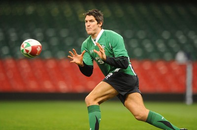 21.11.08 - Wales Rugby Training - James Hook in action during training 