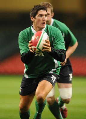 21.11.08 - Wales Rugby Training - James Hook in action during training 