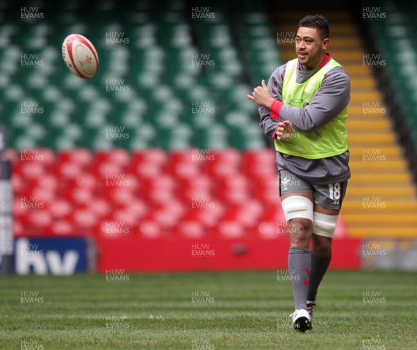 291113 - Wales Captains Run Training - Toby Faletau  