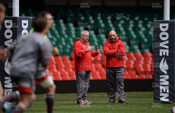 291113 - Wales Rugby Training -Warren Gatland and Robin McBryde during training