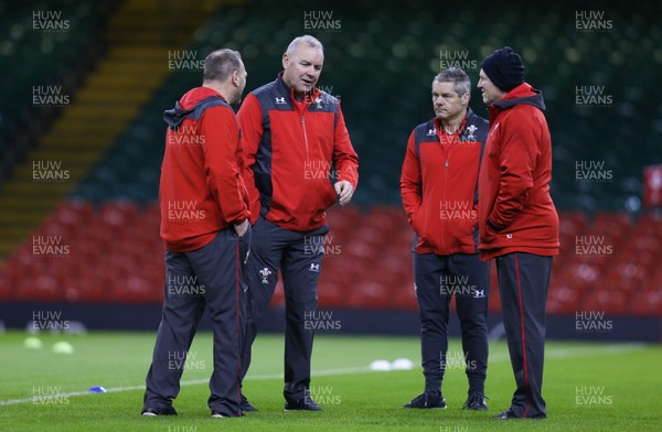 291119 - Wales Captains Run, Principality Stadium -  Wales head coach Wayne Pivac, centre, with forwards coach Jonathan Humphreys, left, defence coach Byron Hayward, centre right, and kicking coach Neil Jenkins during Captains Run ahead of their match against the Barbarians