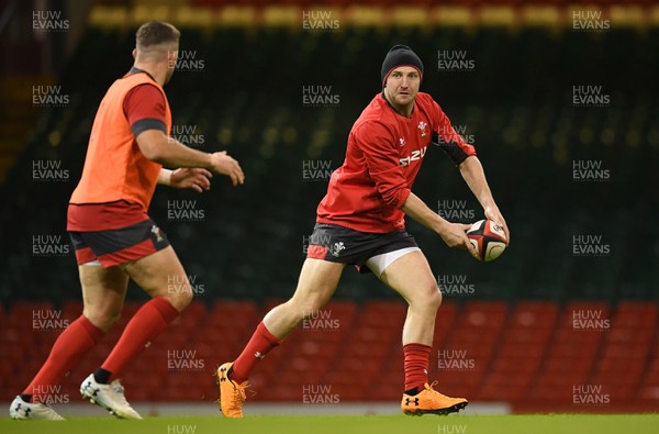 291119 - Wales Rugby Training - Hadleigh Parkes during training