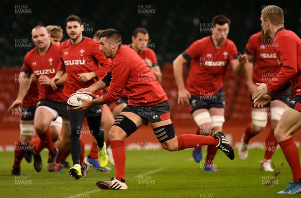 291119 - Wales Rugby Training - Justin Tipuric during training