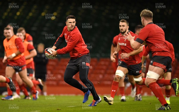 291119 - Wales Rugby Training - Owen Watkin during training