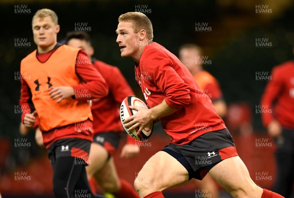 291119 - Wales Rugby Training - Johnny McNicholl during training