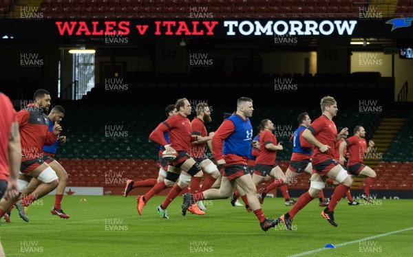 310120 - Wales Captain's Run, Principality Stadium - The Wales Squad during training ahead of the opening Guinness Six Nations match against Italy