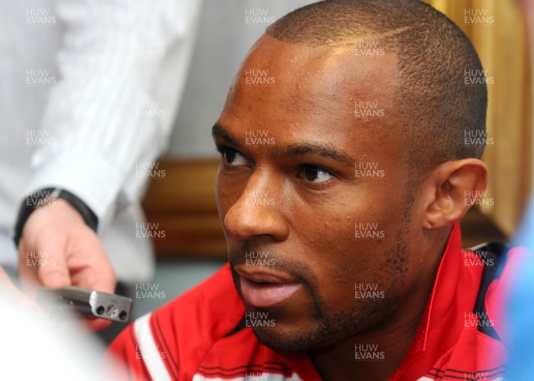 27.08.09 - Wales Football Danny Gabbidon speaks to the media ahead of his sides match against Russia on Wednesday (9th) 
