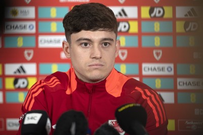 180325 - Wales Football Press Conference - Daniel James speaks to the media ahead of their upcoming World Cup Qualifier match against Kazakhstan