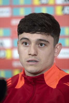 180325 - Wales Football Press Conference - Daniel James speaks to the media ahead of their upcoming World Cup Qualifier match against Kazakhstan