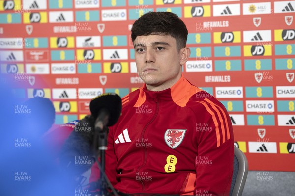 180325 - Wales Football Press Conference - Daniel James speaks to the media ahead of their upcoming World Cup Qualifier match against Kazakhstan