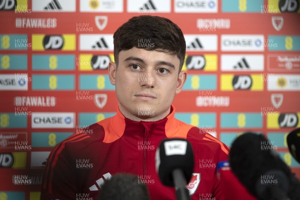 180325 - Wales Football Press Conference - Daniel James speaks to the media ahead of their upcoming World Cup Qualifier match against Kazakhstan