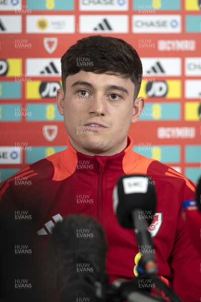 180325 - Wales Football Press Conference - Daniel James speaks to the media ahead of their upcoming World Cup Qualifier match against Kazakhstan