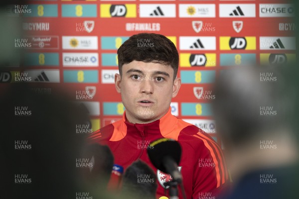 180325 - Wales Football Press Conference - Daniel James speaks to the media ahead of their upcoming World Cup Qualifier match against Kazakhstan