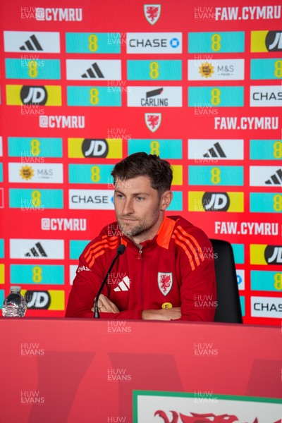 080925 - Wales Football Press Conference - 