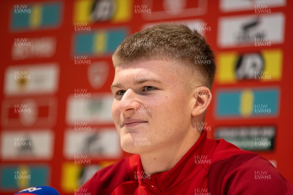 141123 - Wales Football Media Interviews - Jordan James talks to the media