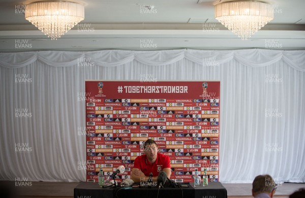 010916 - Wales Football Media Interviews - Wales' Sam Vokes speaks to the media during media session