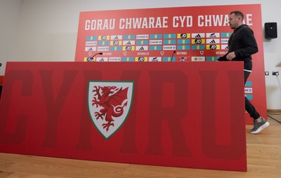 Wales Football Press Conf 051124