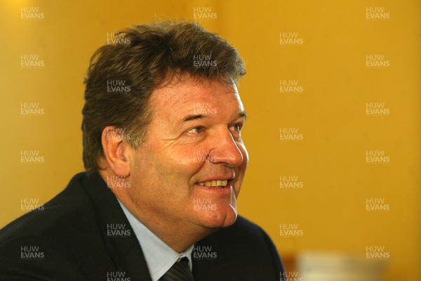 250206Wales Soccer press conference - Wales soccer manger John Toshack at press conference to announce the team to play Paraguay  