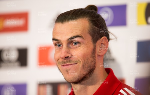 181119 - Wales Football Press Conference - Wales' Gareth Bale speaks to the media during press conference ahead of the Euro 2020 Qualifier against Hungary