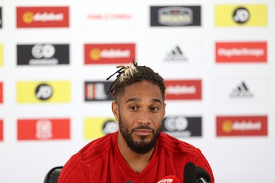 050918 - Wales Football Press Conference - Ashley Williams talks to the press