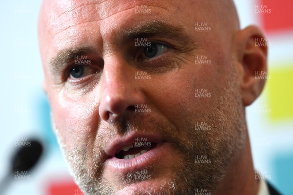 130922 - Wales Football Press Conference -  Wales Manager Robert Page talk to media