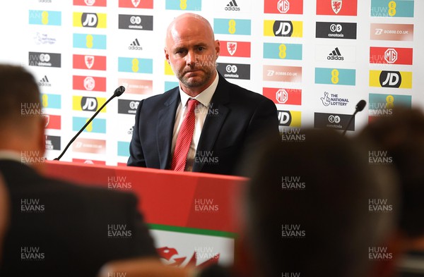 130922 - Wales Football Press Conference -  Wales Manager Robert Page talk to media