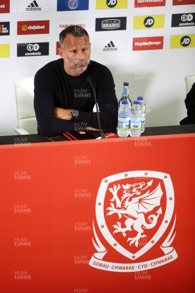 290818 - Wales Football Squad Announcement - Wales Manager Ryan Giggs talks to the media